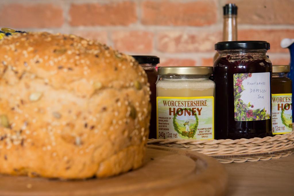Huntlands Farm Bed & Breakfast Бромярд Екстериор снимка
