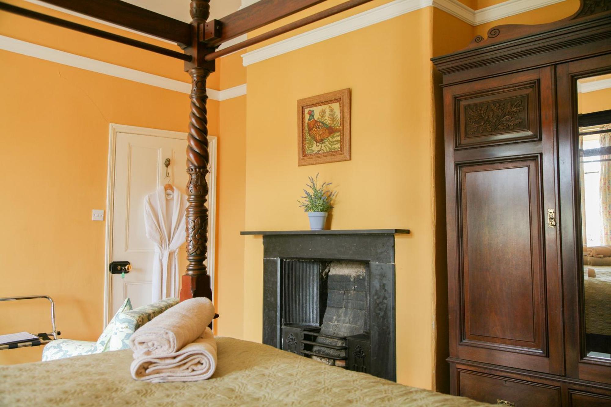 Huntlands Farm Bed & Breakfast Бромярд Екстериор снимка